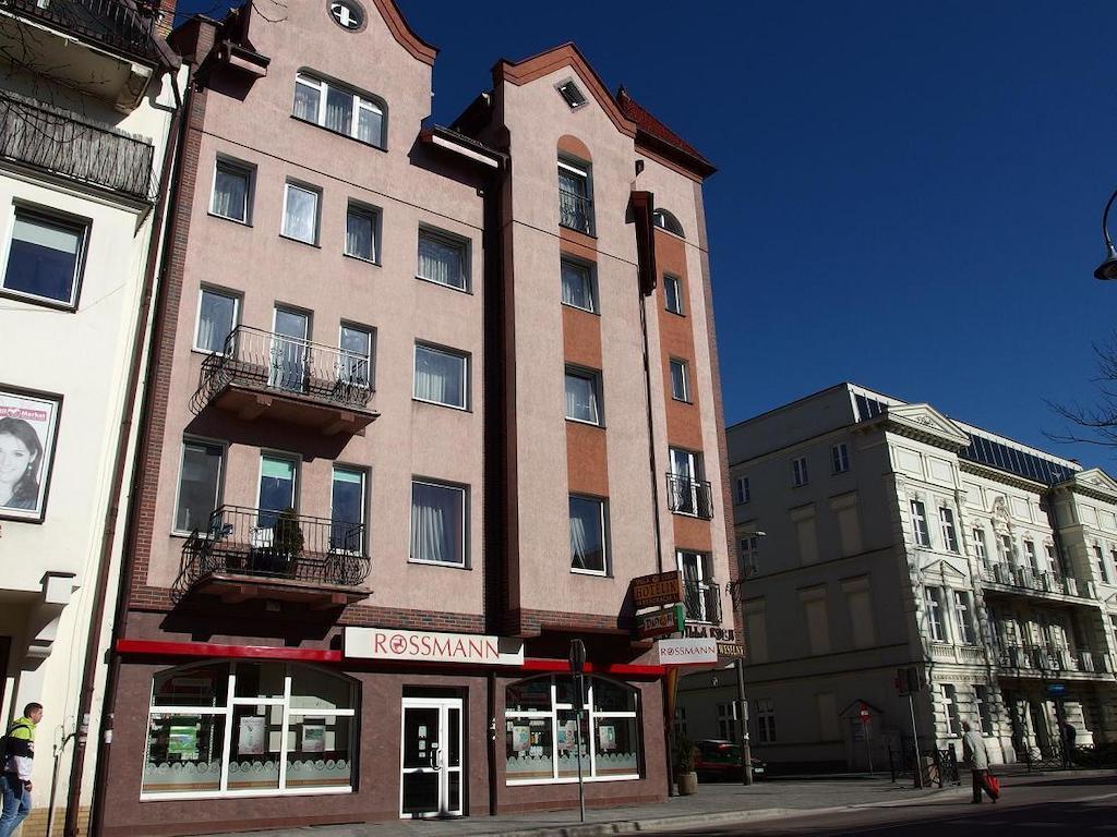 Villa Eden & Restaurant Ełk Buitenkant foto