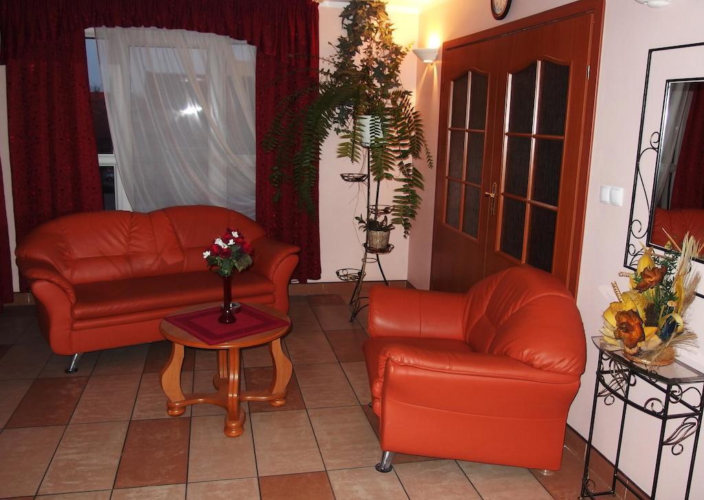 Villa Eden & Restaurant Ełk Buitenkant foto